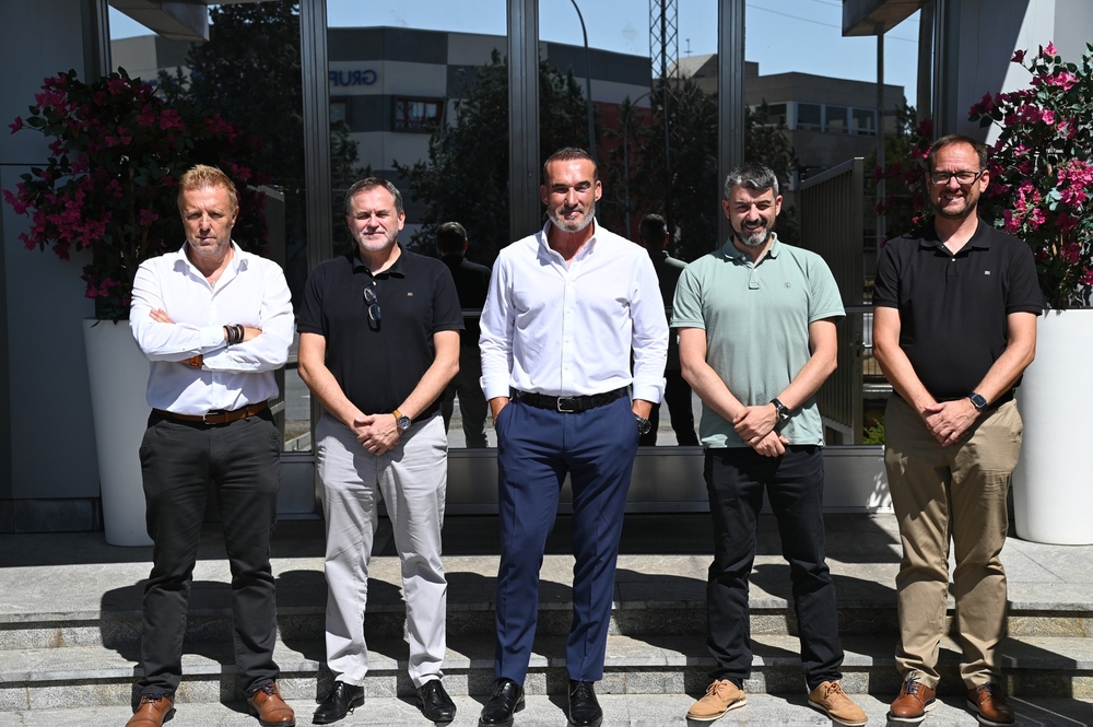 Una delegación de CESVIMAP visita la fábrica de Sagola en Vitoria-Gasteiz
